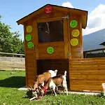 Historischer Bauernhof Schabus Farm stay Tropolach