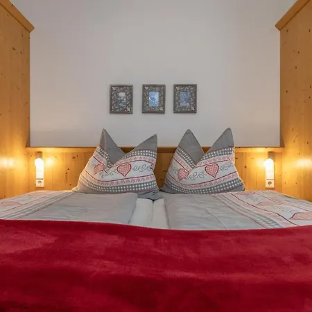 Historischer Bauernhof Schabus * Tröpolach