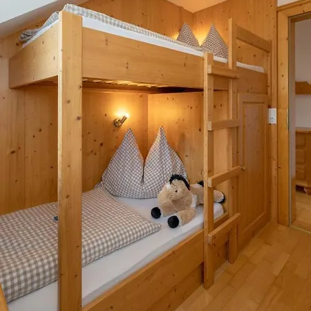 Historischer Bauernhof Schabus *