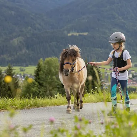 Gospodarstwo agroturystyczne Historischer Bauernhof Schabus *