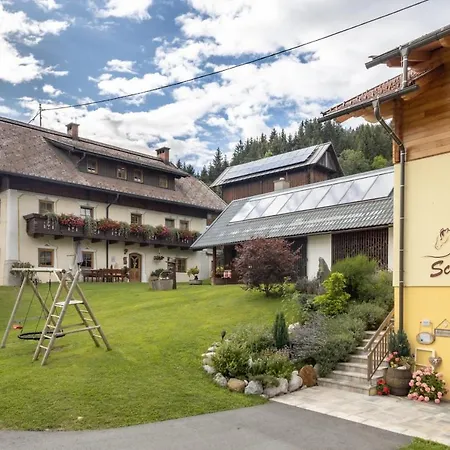 Historischer Bauernhof Schabus Tröpolach
