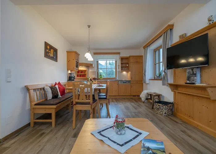 Historischer Bauernhof Schabus *